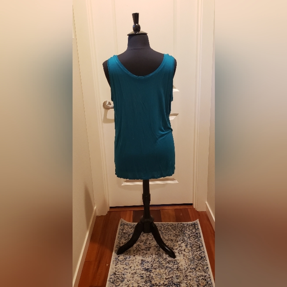 All In Motion Teal Sleeveless Women's Top